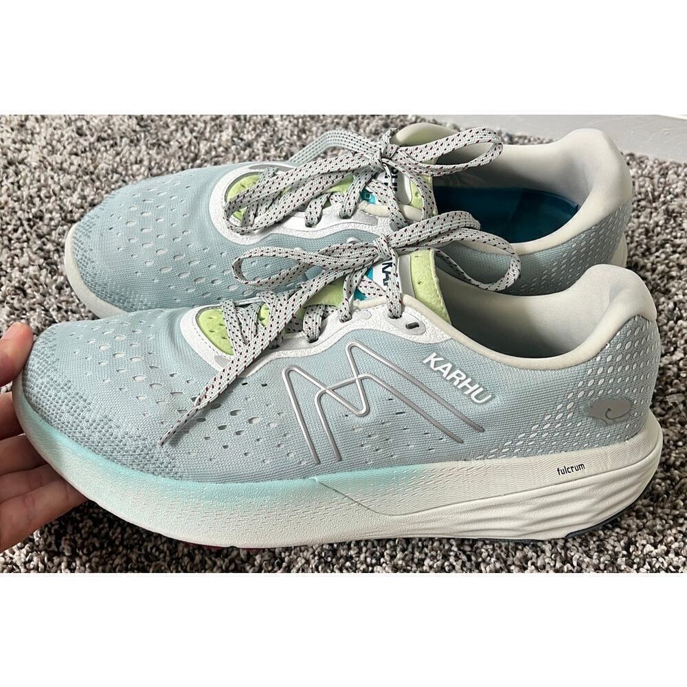 KARHU Ikoni 2.0 women's size 10.5